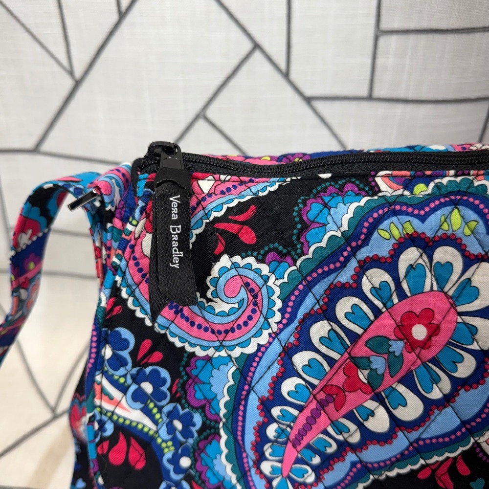 Vera Bradley Crossbody Bag Small Midnight Blues Paisley Quilted Cotton Turnlock - Picture 2 of 12